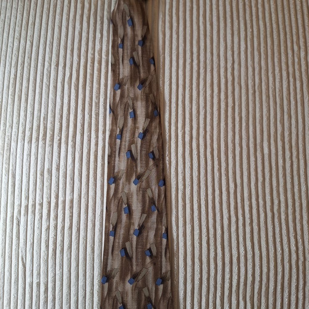 Elegant Brown and Blue Geometric Men's Tie
